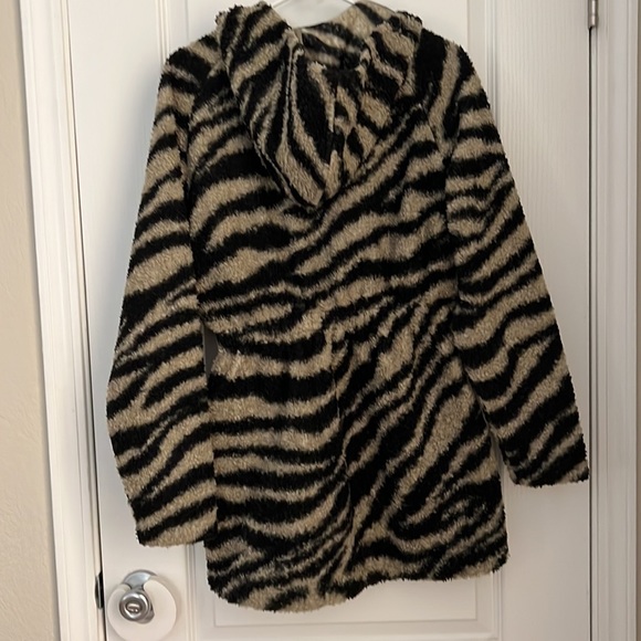 Varley pullover - Picture 4 of 5